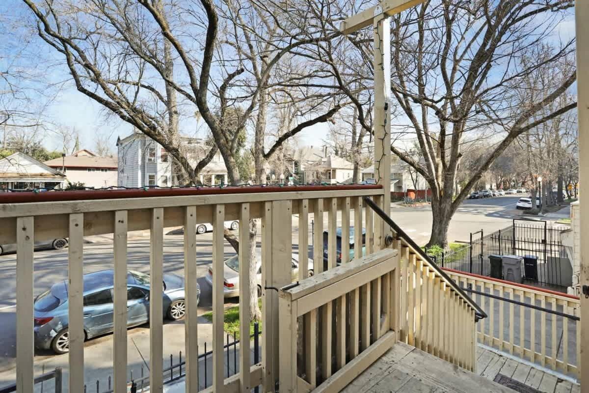 Cozy Upstairs Near Downtown And The River Sacramento
