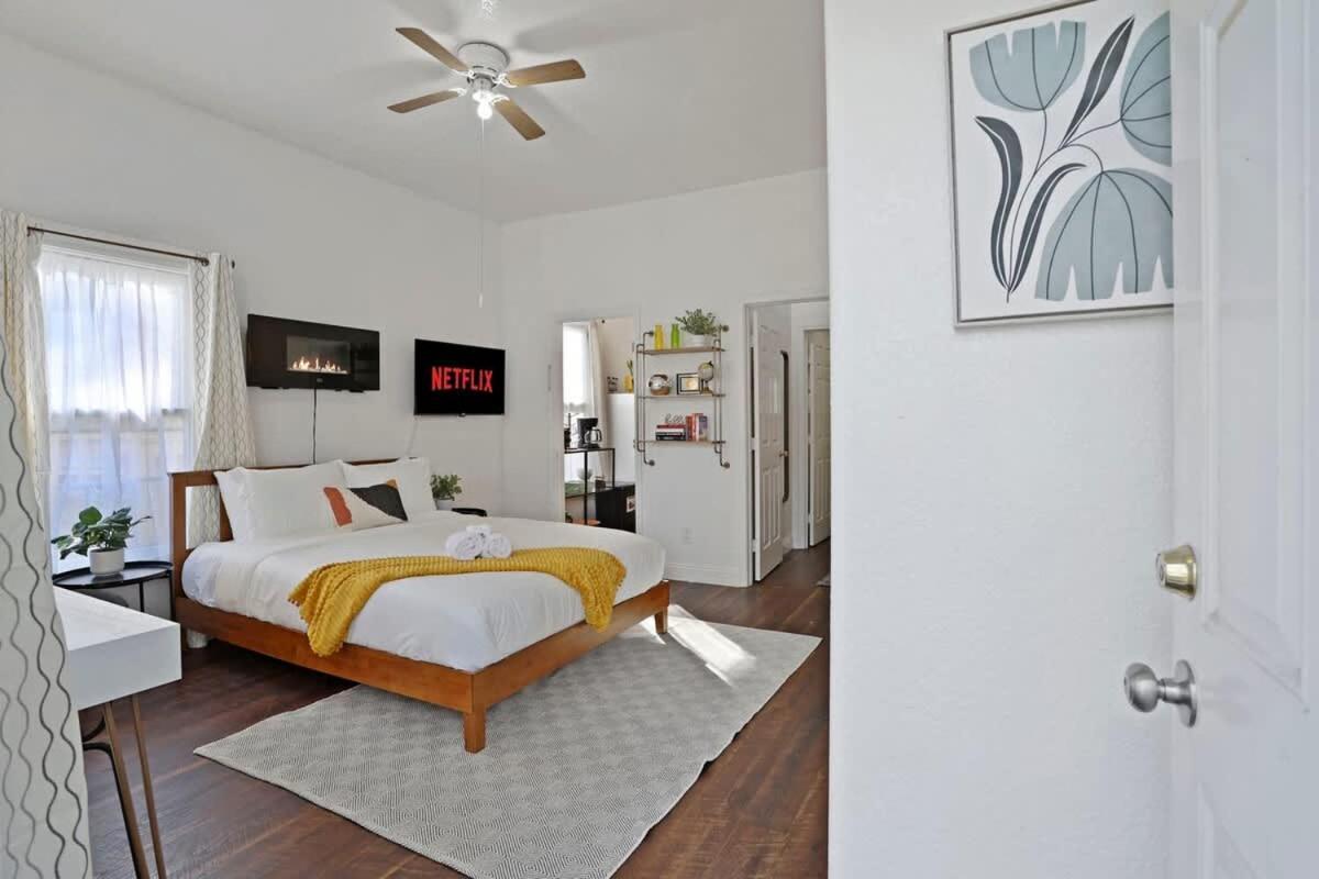 Cozy Upstairs Near Downtown And The River Apartment *